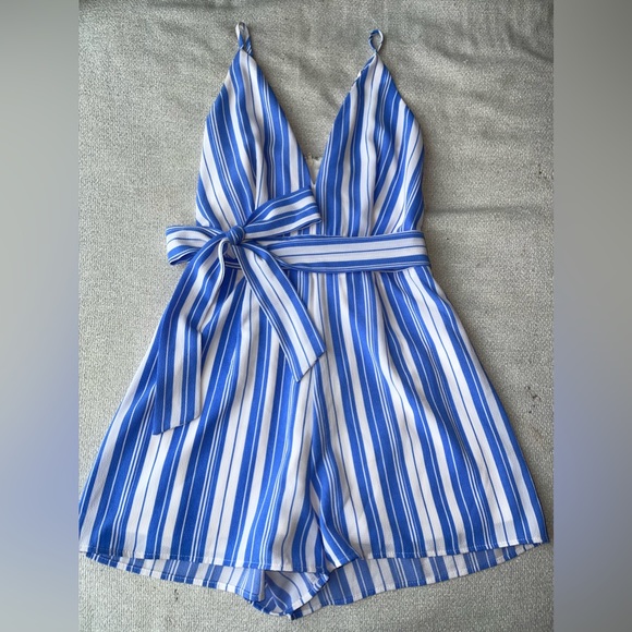 Gianni Bini Blue and White Striped Romper | Women’s Size Small - Picture 4 of 10